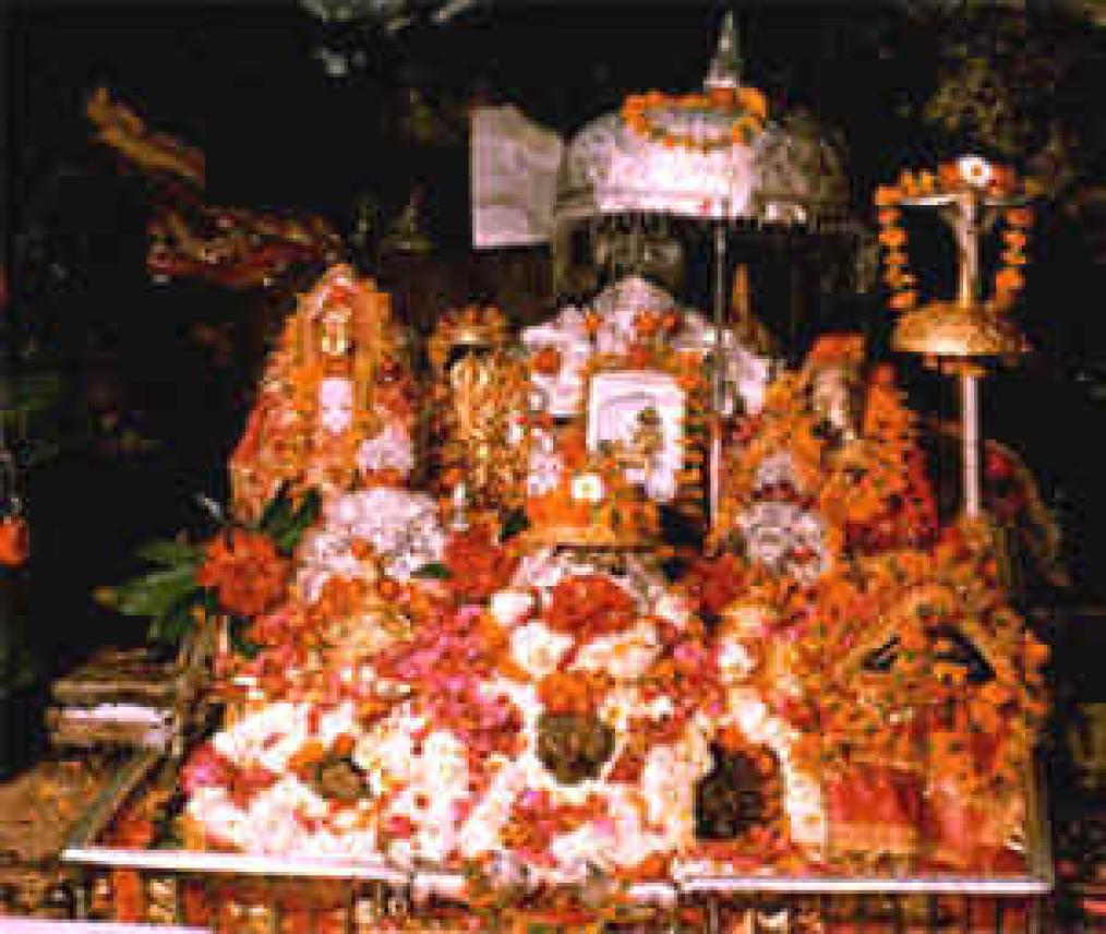 shri-vaishno-devi-temple Pindi Photo wallpaper - Religious Wallpaper
